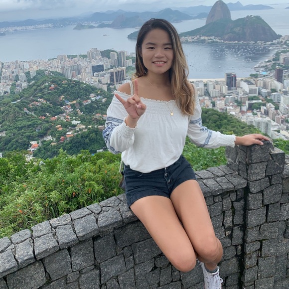 Meet your Posher, Anna - Picture 1 of 1